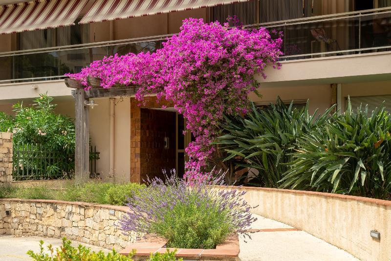 The Originals Residence, Les Strelitzias Aparthotel