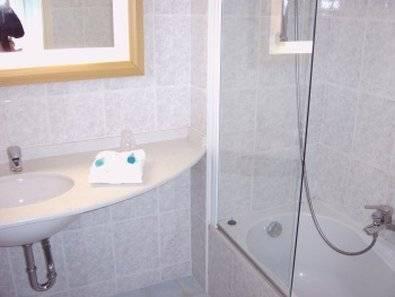 Aparthotel The Originals Residence, Les Strelitzias 3*