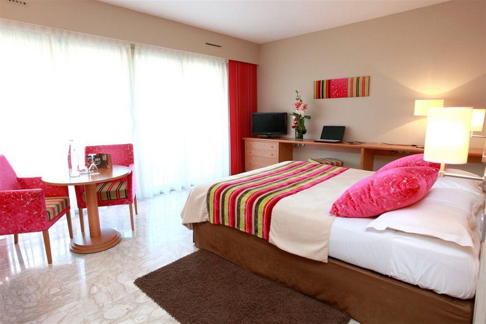 Aparthotel The Originals Résidence, Les Strélitzias Juan-les-Pins