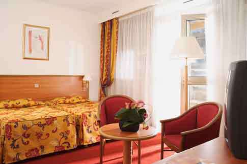 The Originals Résidence, Les Strélitzias Aparthotel 3*